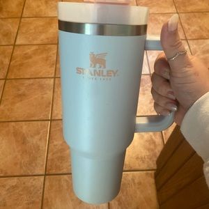 Stanley 40 ounce tumbler in cloud